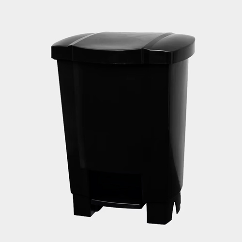 LIXEIRA COM PEDAL PRETA STAR CLEAN 18L                                                                                                                                                                