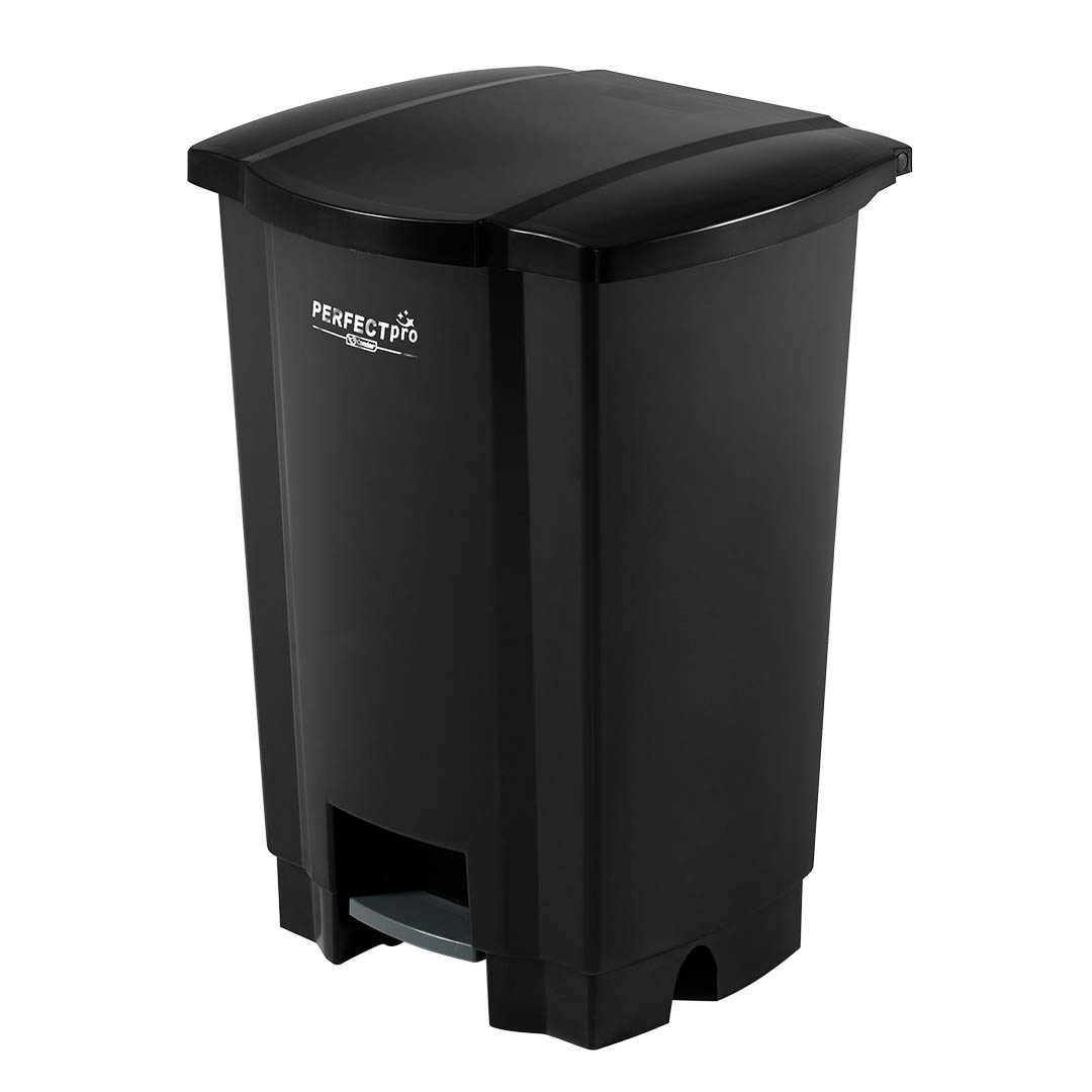 LIXEIRA C/ PEDAL 50L PRETA PERFECTPRO                                                                                                                                                                   