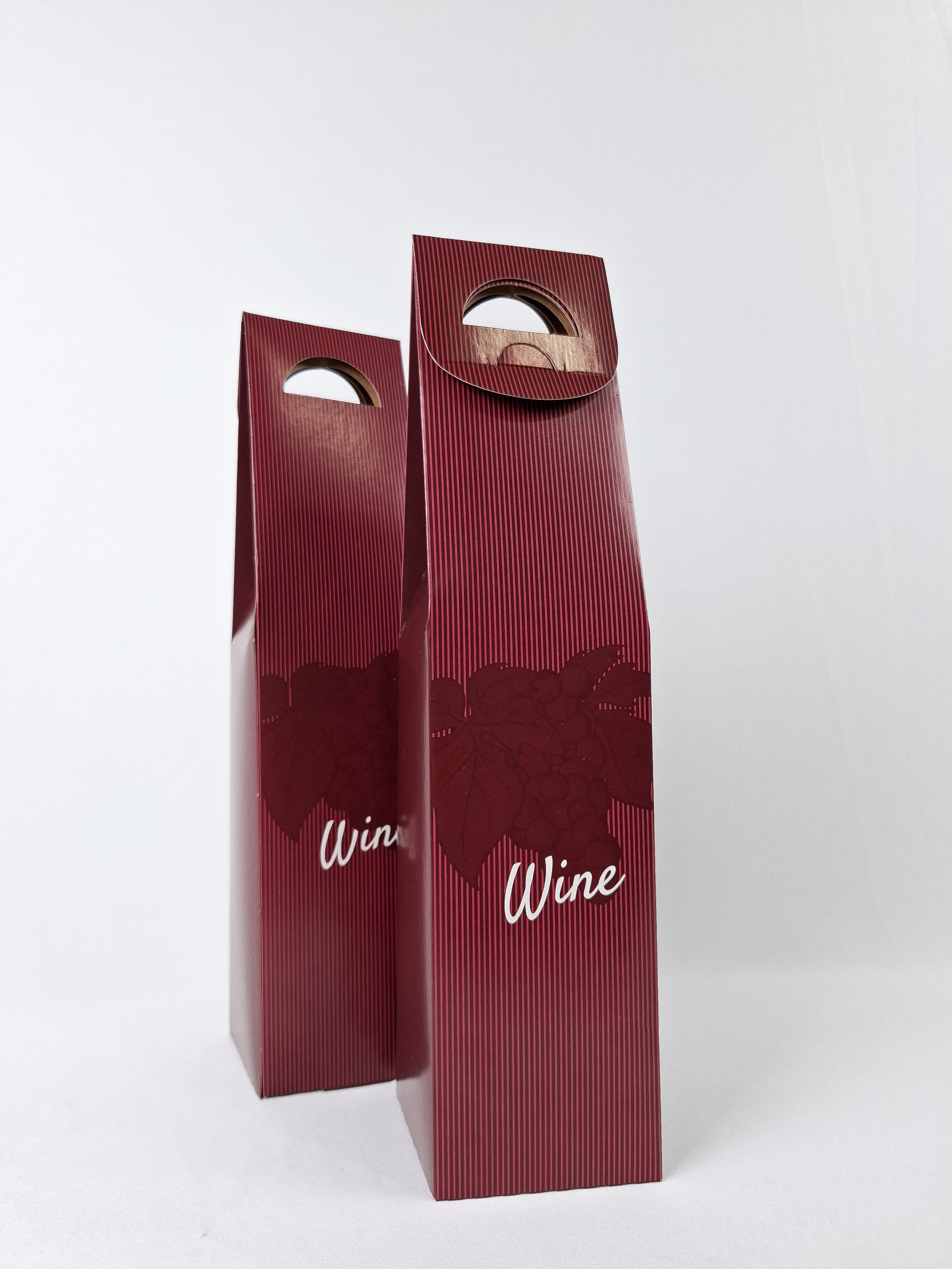 CAIXA GARRAFA DE VINHO COR VINHO SALVI                                                                                                                                                             